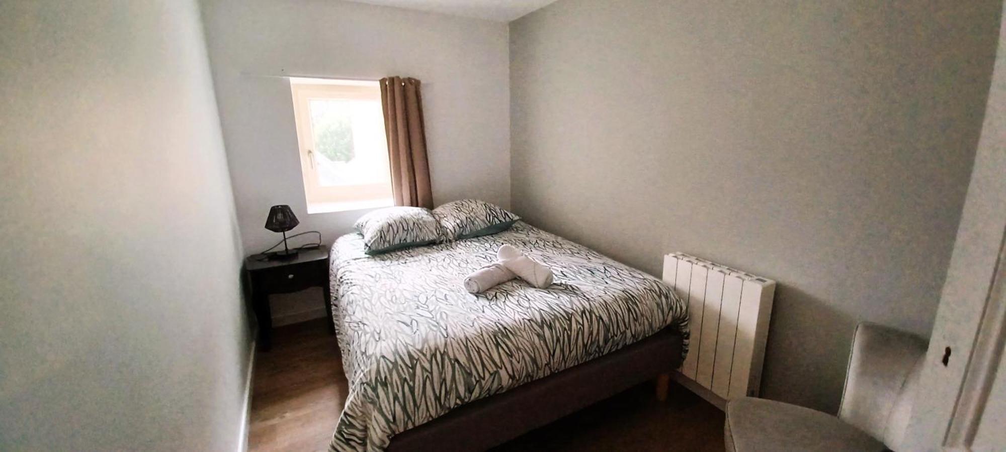 Le Logis De La Place Туар Екстериор снимка